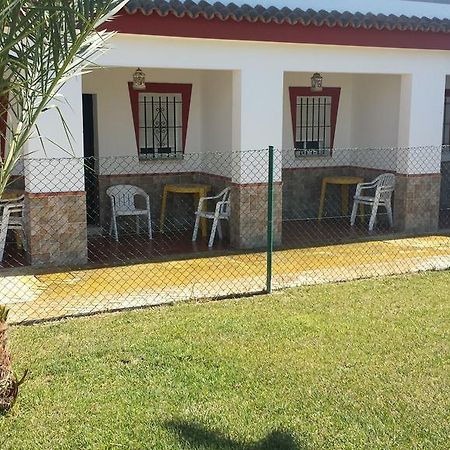 Hostal Las Parcelas Conil De La Frontera Exterior foto