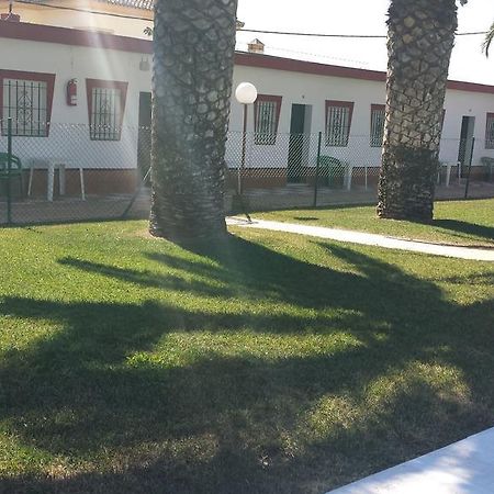 Hostal Las Parcelas Conil De La Frontera Exterior foto